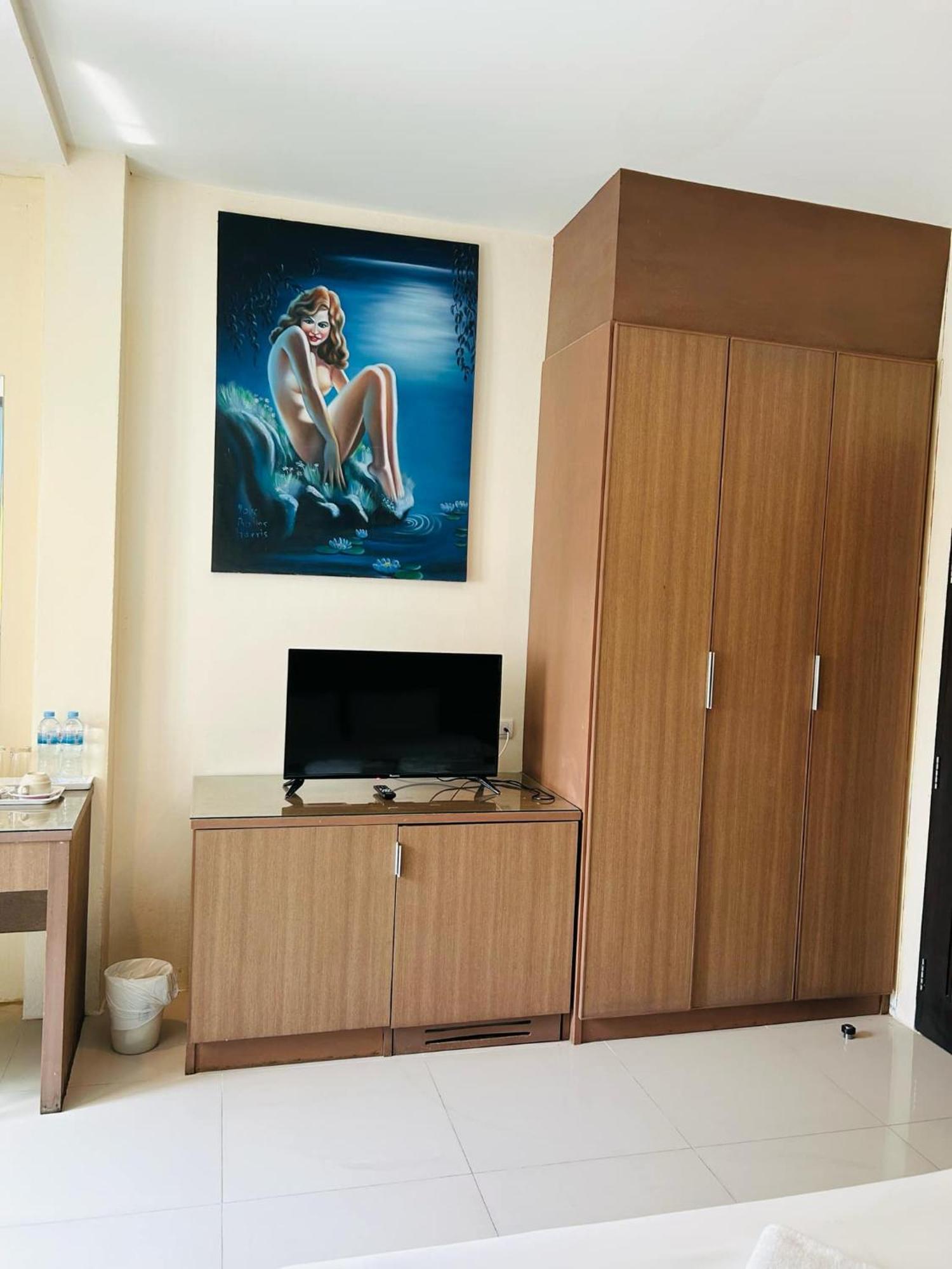 Royal Waves Hotel Patong Eksteriør bilde