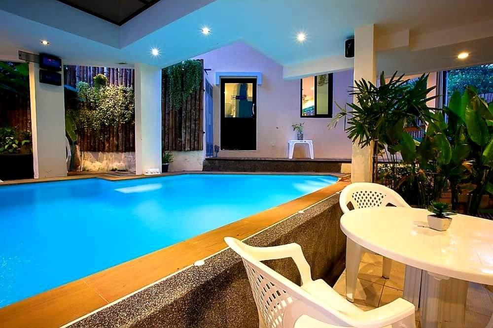 Royal Waves Hotel Patong Eksteriør bilde