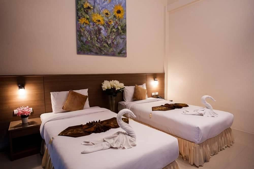 Royal Waves Hotel Patong Eksteriør bilde