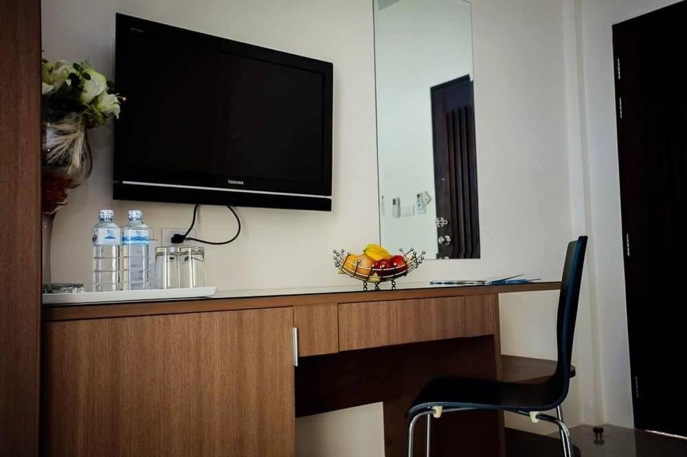 Royal Waves Hotel Patong Eksteriør bilde